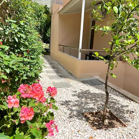 Apartament Klajdi *