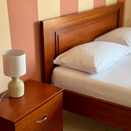 Klajdi Apartament *